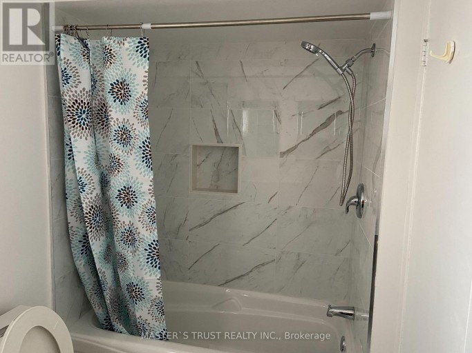 MAIN - 1473 FREEPORT DRIVE, Mississauga (Erindale), Ontario, L5C1S7