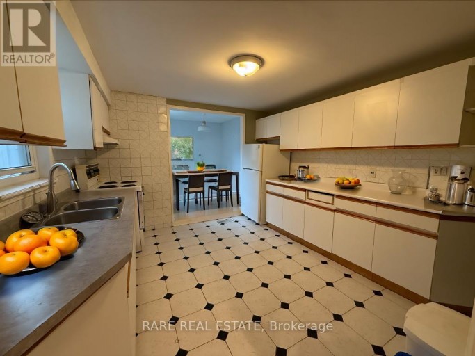 1 - 97 TRINITY STREET, Toronto (Moss Park), Ontario, M5A3C7
