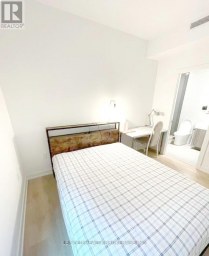 711 MASTER BEDROOM - 127 BROADWAY AVENUE Toronto (Mount Pleasant West) Ontario photo 6