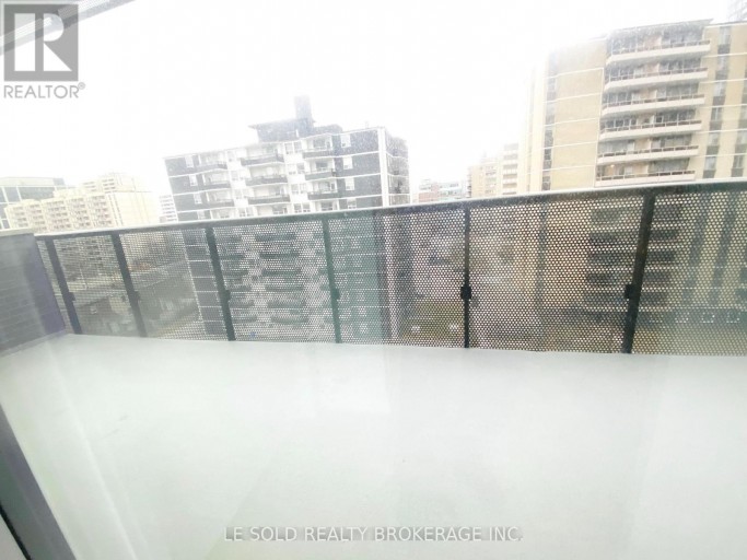 711 MASTER BEDROOM - 127 BROADWAY AVENUE, Toronto (Mount Pleasant West), Ontario, M4P1V4