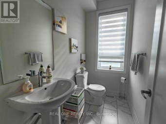 19 WOODSTREAM DRIVE Toronto (West Humber-Clairville) Ontario photo 14