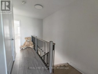 19 WOODSTREAM DRIVE Toronto (West Humber-Clairville) Ontario photo 21