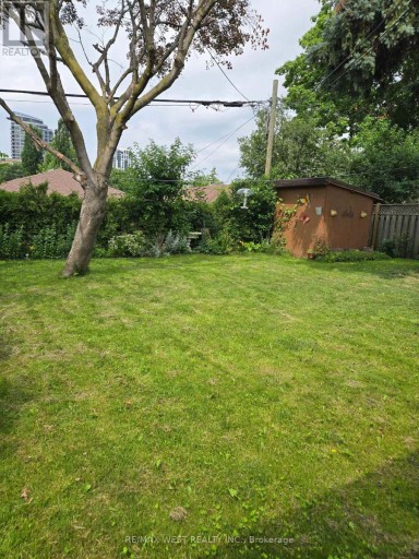 26 NIPISSING DRIVE, Toronto (Islington-City Centre West), Ontario, M9B4V5