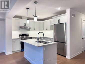 30 HOPPER LANE St. Thomas Ontario photo 2