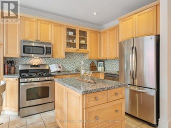 255 COCKSFIELD AVENUE Toronto (Bathurst Manor) Ontario photo 12