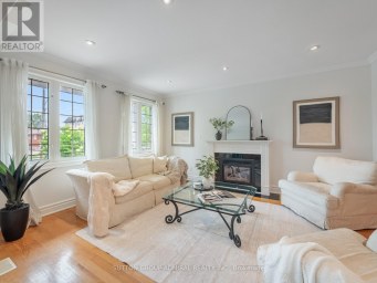 255 COCKSFIELD AVENUE Toronto (Bathurst Manor) Ontario photo 3