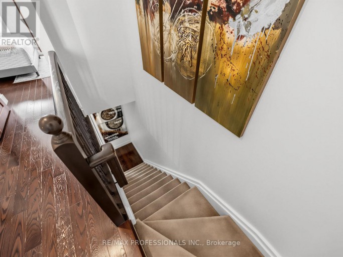 32 - 220 MANITOBA STREET, Toronto (Mimico), Ontario, M8Y4G7