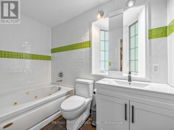 32 - 220 MANITOBA STREET Toronto (Mimico) Ontario photo 37