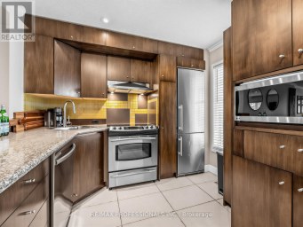 32 - 220 MANITOBA STREET Toronto (Mimico) Ontario photo 6