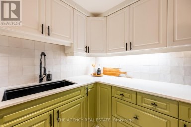70 - 470 WILKINS STREET London South (South R) Ontario photo 14