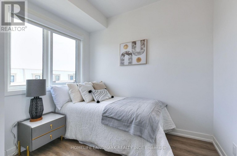 30 CASE OOTES DRIVE, Toronto (Victoria Village), Ontario, M4A1C5