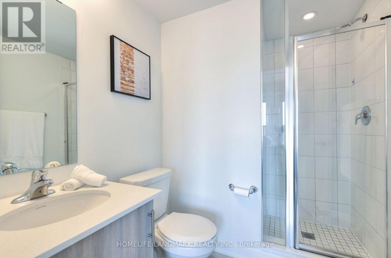 30 CASE OOTES DRIVE, Toronto (Victoria Village), Ontario, M4A1C5