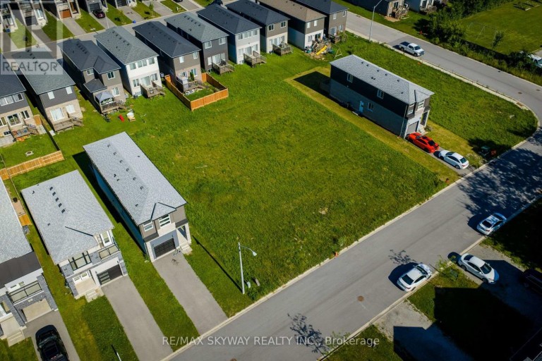 215 IVA STREET, Welland (Lincoln/Crowland), Ontario, L3C3B9