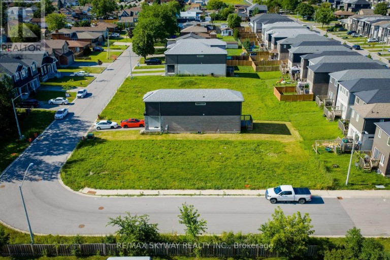 229 IVA STREET, Welland (Lincoln/Crowland), Ontario, L3C3B9