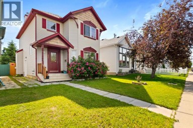 221 Tarington Close NE Calgary Alberta photo 3