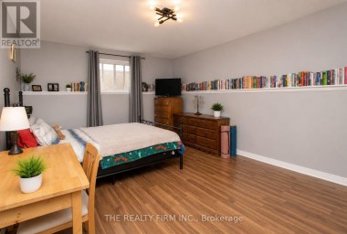 41805 NORTH STREET Southwold Ontario photo 19