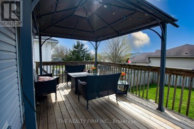 41805 NORTH STREET Southwold Ontario photo 24