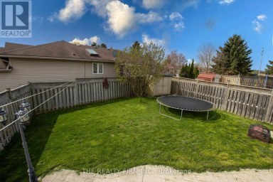 41805 NORTH STREET Southwold Ontario photo 26
