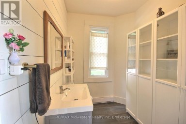 206 UNION STREET E North Perth (Listowel) Ontario photo 2