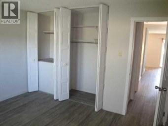 39 Meadowlark Boulevard N Lethbridge Alberta photo 10
