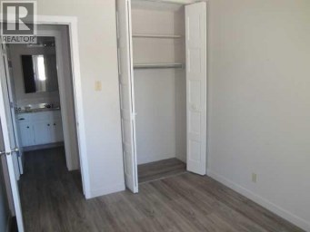 39 Meadowlark Boulevard N Lethbridge Alberta photo 12