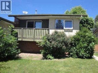 39 Meadowlark Boulevard N Lethbridge Alberta photo 2