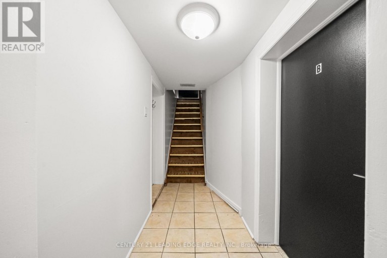 UNIT B - 620 BIRCHMOUNT ROAD, Toronto (Clairlea-Birchmount), Ontario, M1K1P9