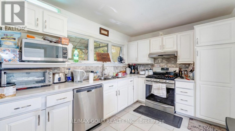 4680 PENETANGUISHENE ROAD, Springwater (Hillsdale), Ontario, L0L1V0