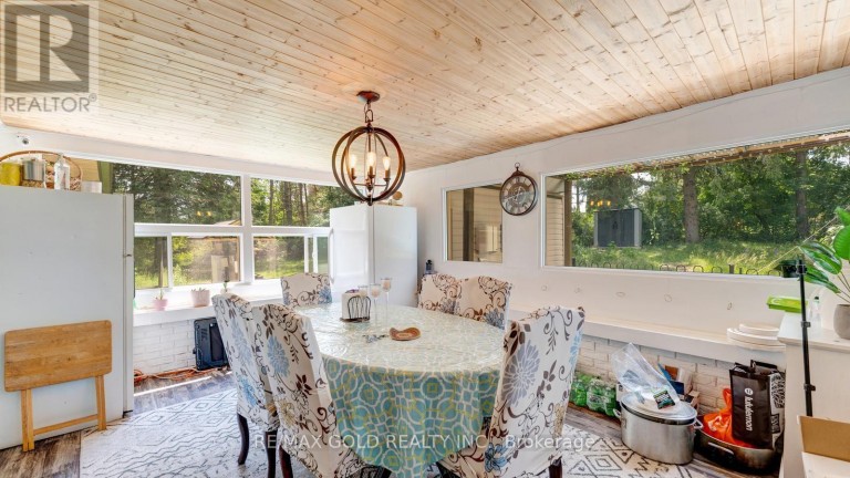 4680 PENETANGUISHENE ROAD, Springwater (Hillsdale), Ontario, L0L1V0