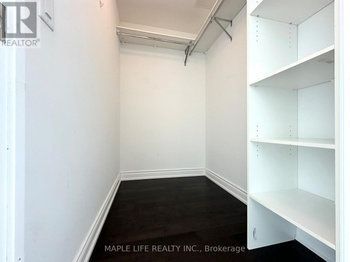 6110 - 388 YONGE STREET, Toronto (Bay Street Corridor), Ontario, M5B0A4
