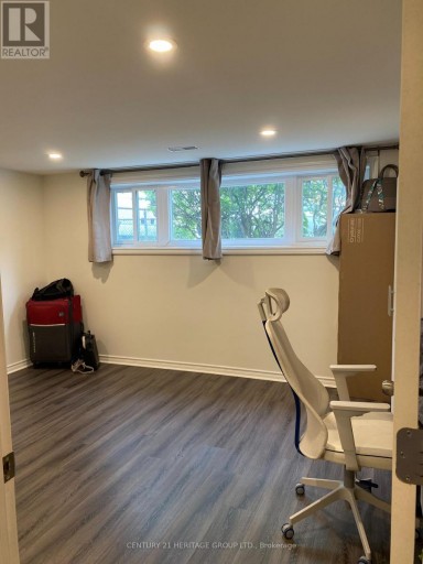 BSMT - 17 GAILONG COURT, Toronto (Parkwoods-Donalda), Ontario, M3A1X7