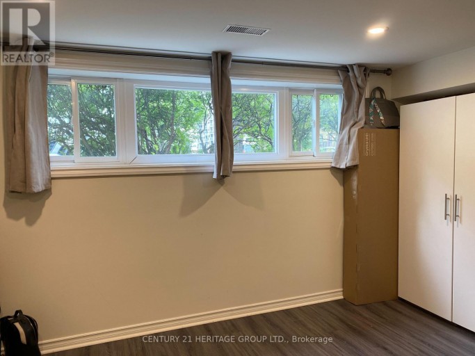 BSMT - 17 GAILONG COURT, Toronto (Parkwoods-Donalda), Ontario, M3A1X7