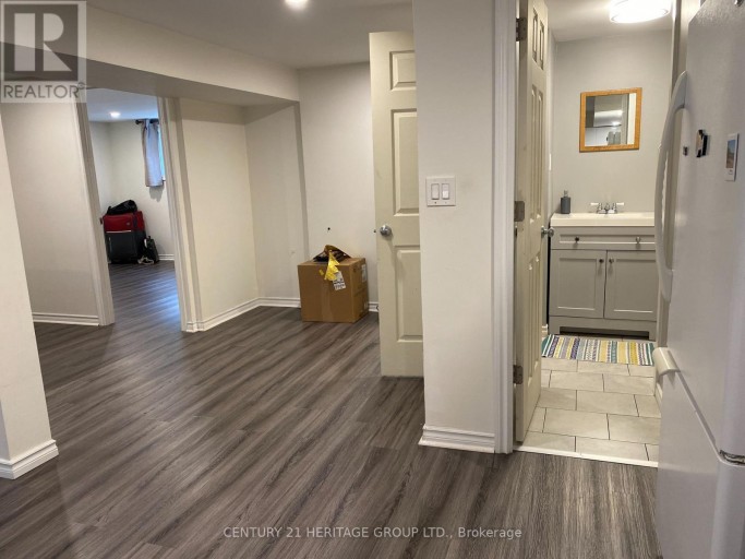 BSMT - 17 GAILONG COURT, Toronto (Parkwoods-Donalda), Ontario, M3A1X7