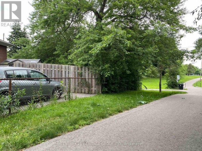 BSMT - 17 GAILONG COURT, Toronto (Parkwoods-Donalda), Ontario, M3A1X7