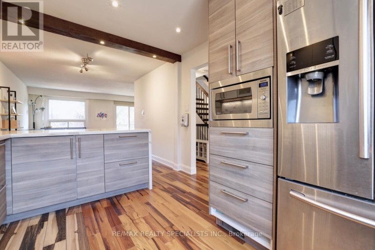 25 - 2445 HOMELANDS DRIVE, Mississauga (Sheridan), Ontario, L5K2C6