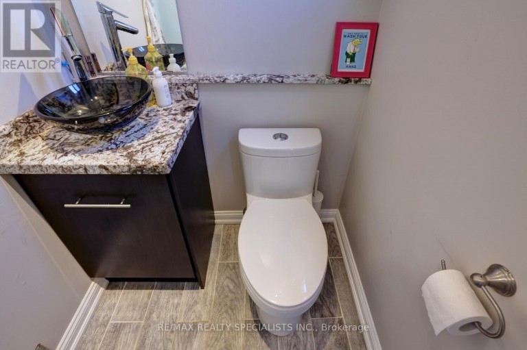 25 - 2445 HOMELANDS DRIVE, Mississauga (Sheridan), Ontario, L5K2C6