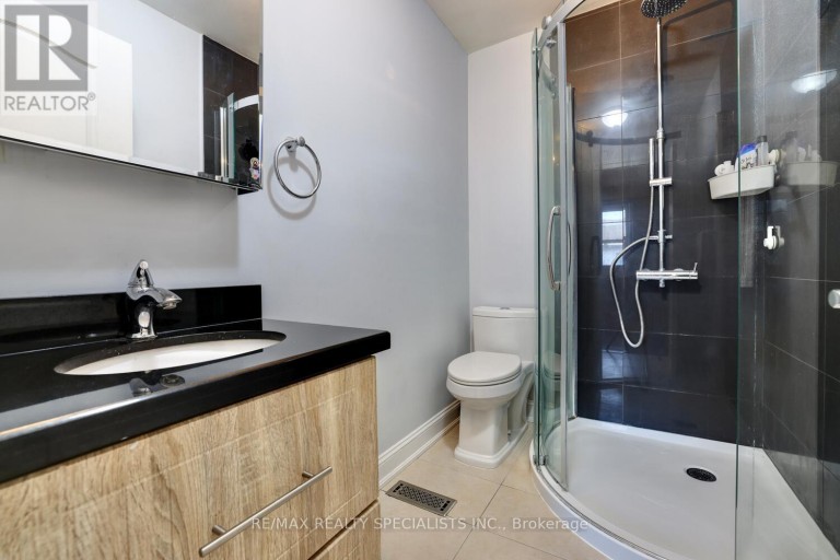 25 - 2445 HOMELANDS DRIVE, Mississauga (Sheridan), Ontario, L5K2C6