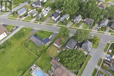 29 ROCKWOOD AVENUE St. Catharines (Secord Woods) Ontario photo 7