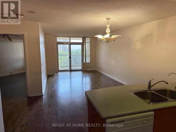 601 - 35 KINGSBRIDGE GARDEN CIRCLE, Mississauga (Hurontario), Ontario, L5R3Z5