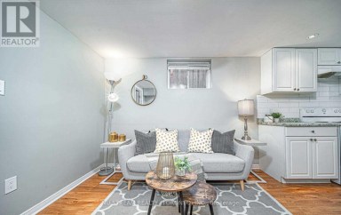 901 LILAC TERRACE Whitby (Downtown Whitby) Ontario photo 4