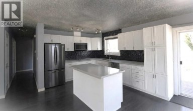 209 Strathaven Bay Strathmore Alberta photo 7
