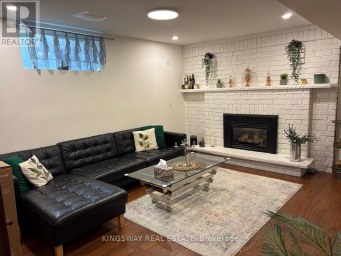 A-LOWER UNIT - 31 OXFORD STREET Richmond Hill (Mill Pond) Ontario photo 11