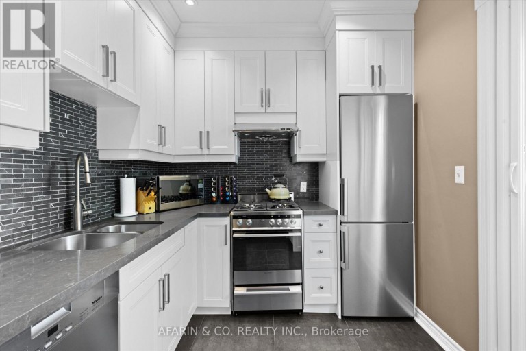 SECOND FLOOR & LOFT - 48 NASSAU STREET, Toronto (Kensington-Chinatown), Ontario, M5T1M2
