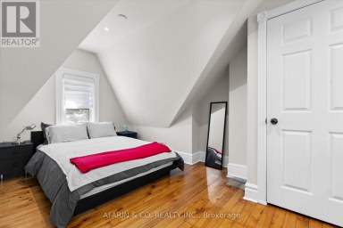 SECOND FLOOR & LOFT - 48 NASSAU STREET Toronto (Kensington-Chinatown) Ontario photo 13