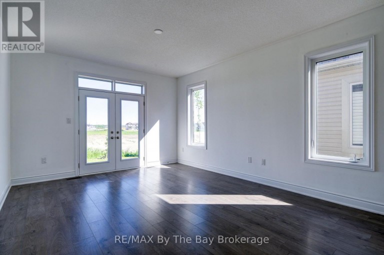 15 UNION BOULEVARD, Wasaga Beach, Ontario, L9Z0M6