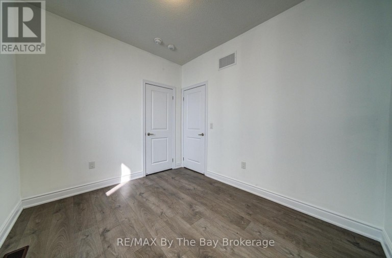 15 UNION BOULEVARD, Wasaga Beach, Ontario, L9Z0M6