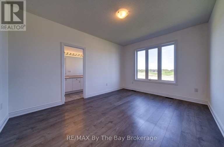 15 UNION BOULEVARD, Wasaga Beach, Ontario, L9Z0M6