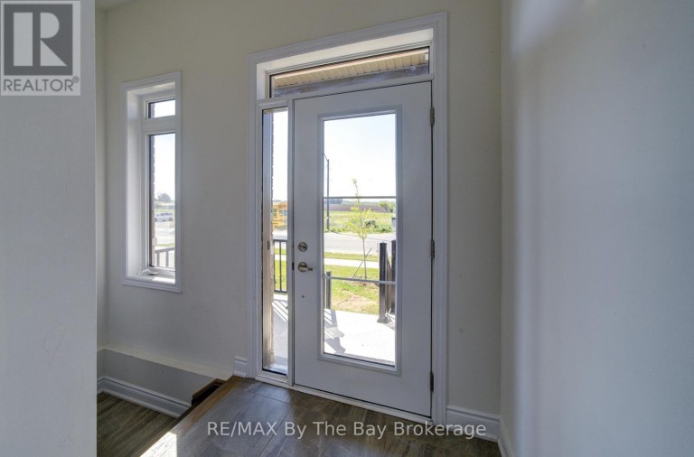 15 UNION BOULEVARD, Wasaga Beach, Ontario, L9Z0M6