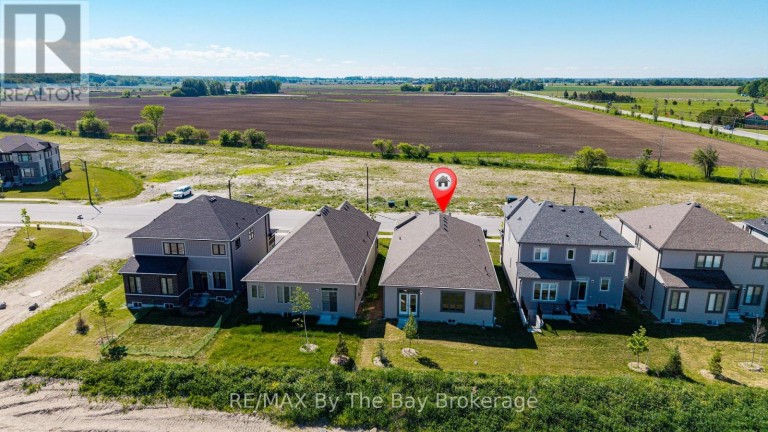 15 UNION BOULEVARD, Wasaga Beach, Ontario, L9Z0M6