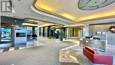 700 #35 - 55 TOWN CENTRE COURT Toronto (Bendale) Ontario photo 2